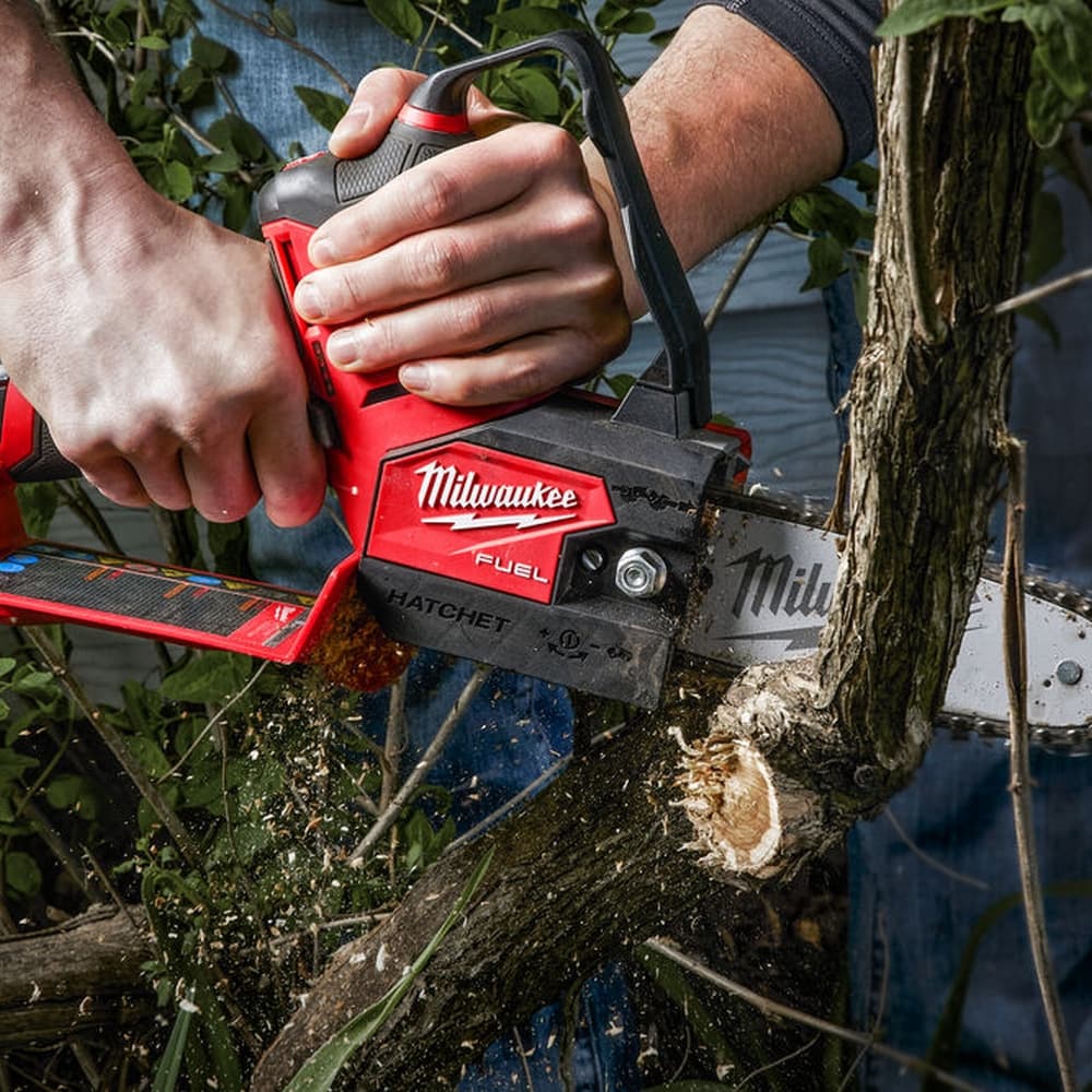 Aku. kompaktna lančana testera 12V “HATCHET” – M12FHS-602X