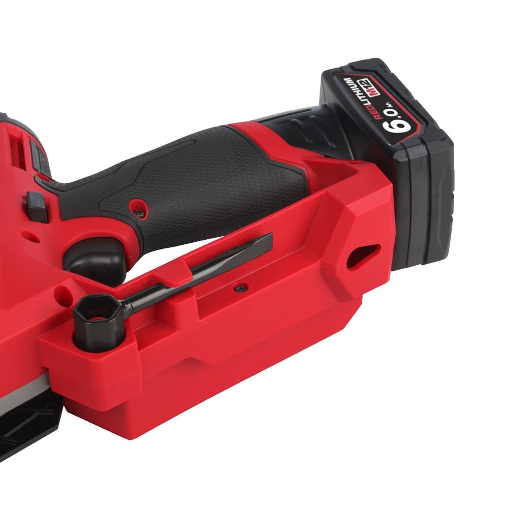 Aku. kompaktna lančana testera 12V “HATCHET” – M12FHS-602X