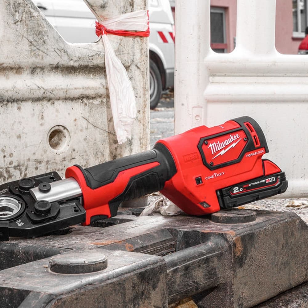 Aku. hidraulična presa za kablove 18V – M18HCCT-201C