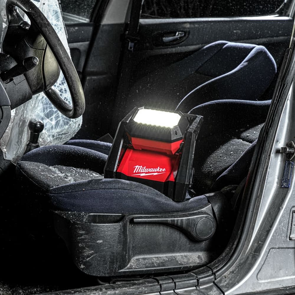 LED Reflektor 18V – M18HOAL-0