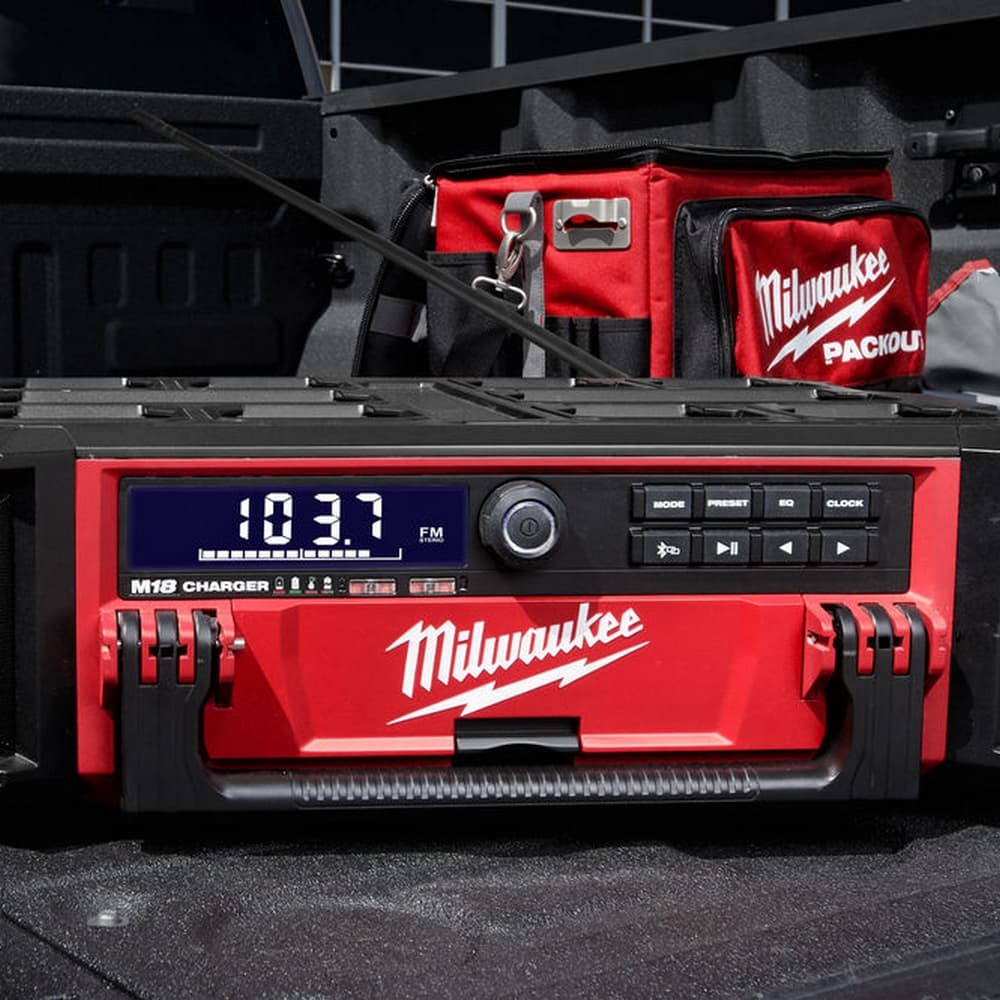 Radio-Punjač PACKOUT 18V/230V – M18PRCDAB+-0