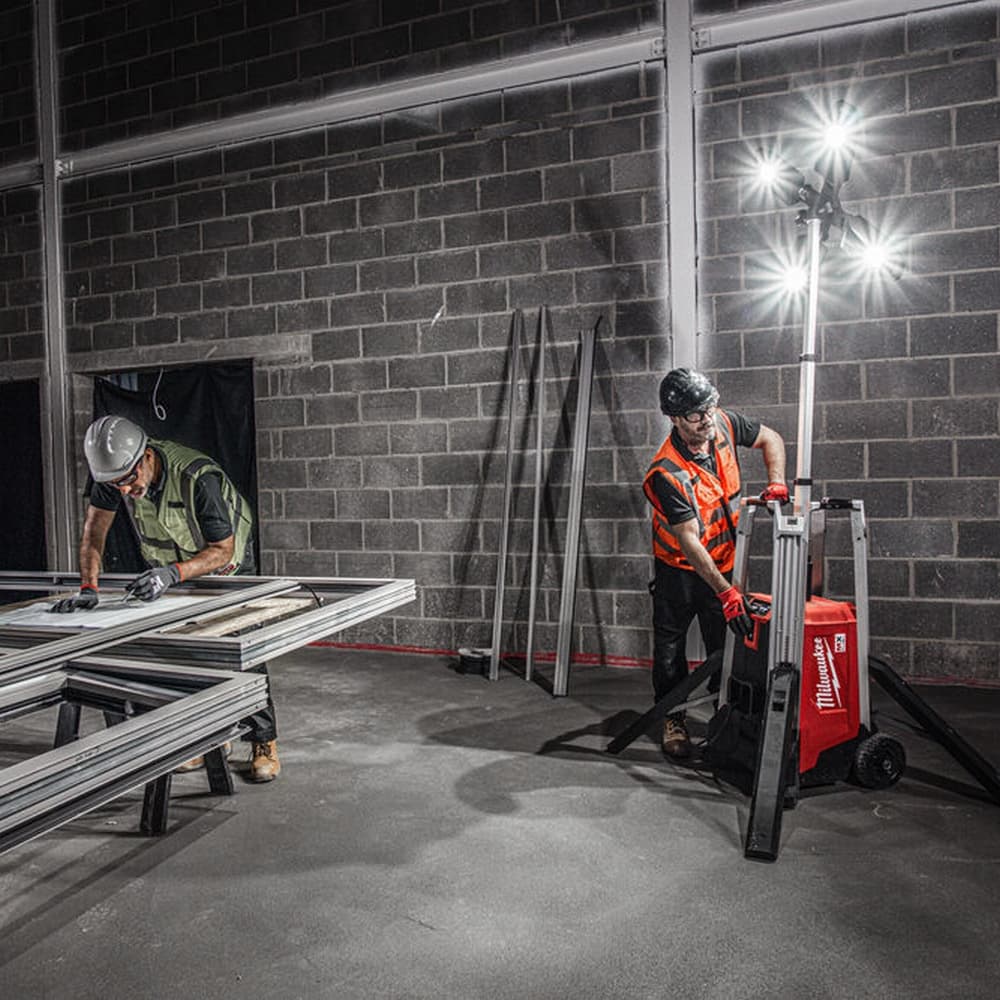 Baterijski led reflektor 6Ah sa postoljem – MXFTL-601