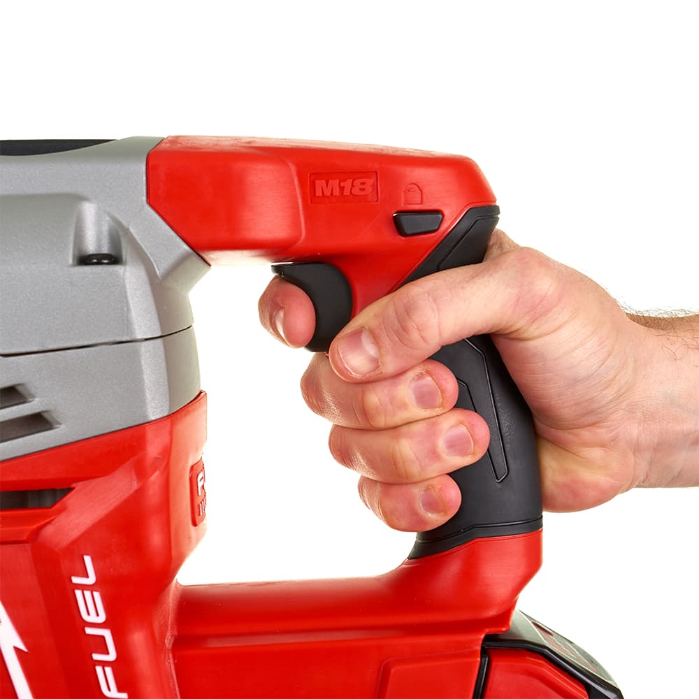 Aku. bušilica-čekić SDS-Max 18V 6.1J – M18CHM-121C