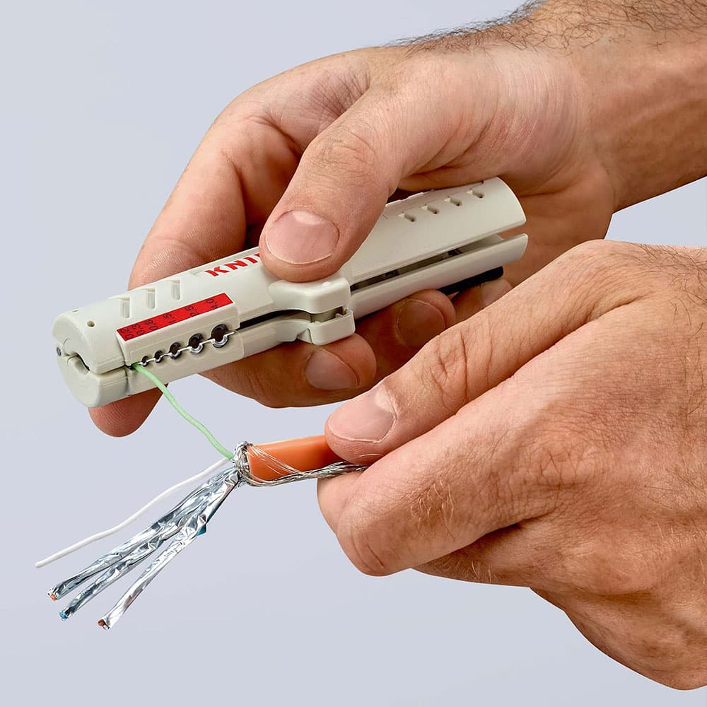 KNIPEX Alat za skidanje izolacije sa UTP i STP kablova – 16 65 125 SB
