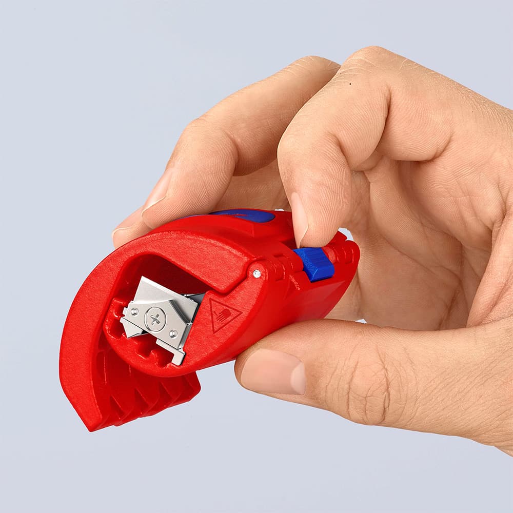 KNIPEX BiX® Nož za sečenje plastičnih cevi – 90 22 10 BK