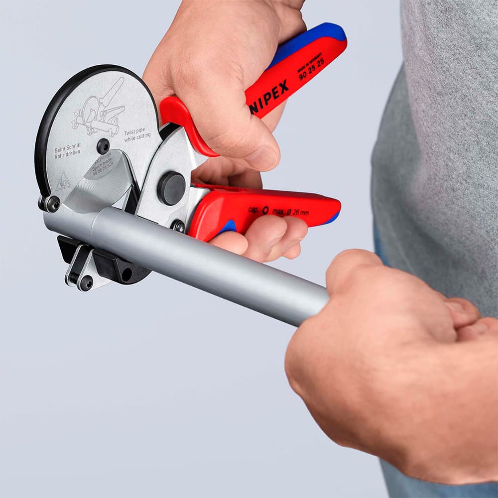 KNIPEX Rezač cevi za kompozitne i plastične cevi – 90 25 25