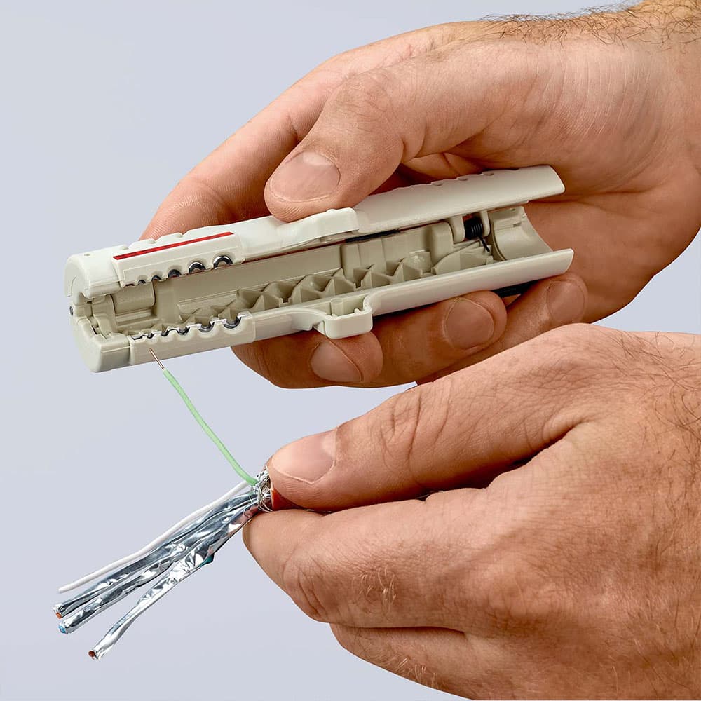 KNIPEX Alat za skidanje izolacije sa UTP i STP kablova – 16 65 125 SB